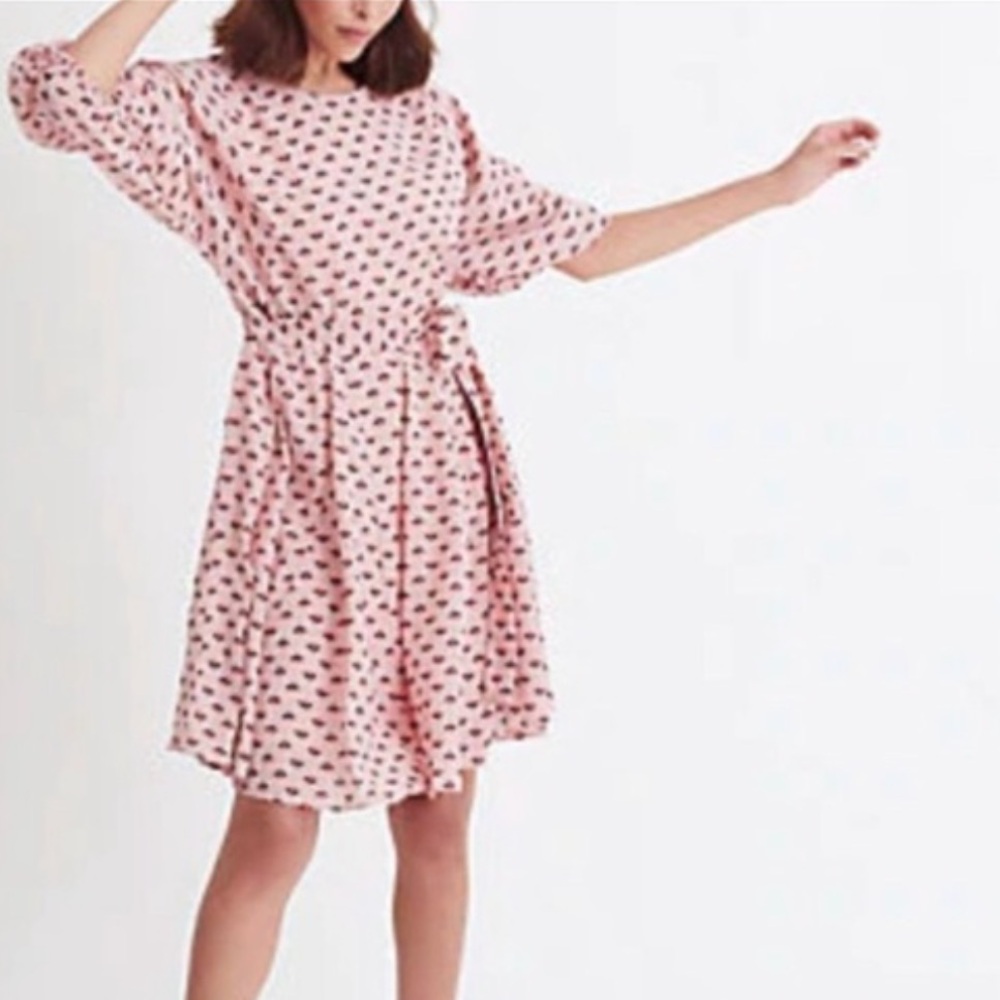 ANN Taylor Women  Floral-Print Tie-Waist Mini Dress Size small
